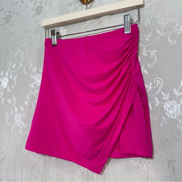 Finesse Hot Pink Fun & Flirty Mini Skirt XS Galentines Date Night Valentines Day - Picture 2 of 8